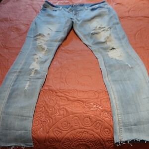 Indigo Rein Light Blue Distressed Skinny Jeans. W 28, L 27